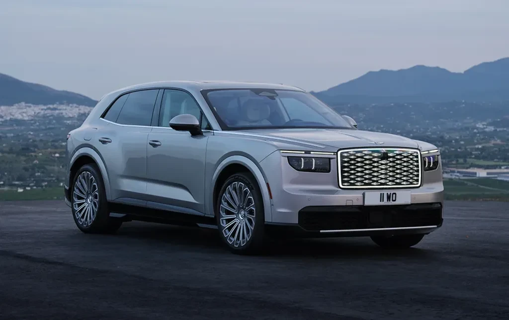 Bentley випустила свій перший електрокар: звук V8 замінили литаврами й барабанами