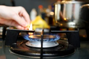 Українцям із газовими плитами радять встановити сигналізатор: ціна сягає 4000 грн